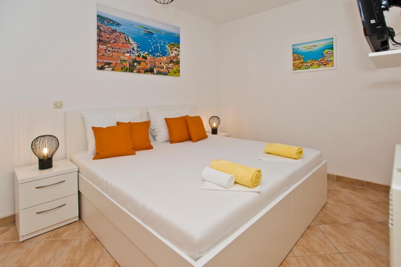 Apartment Zara Hvar Town Exterior photo