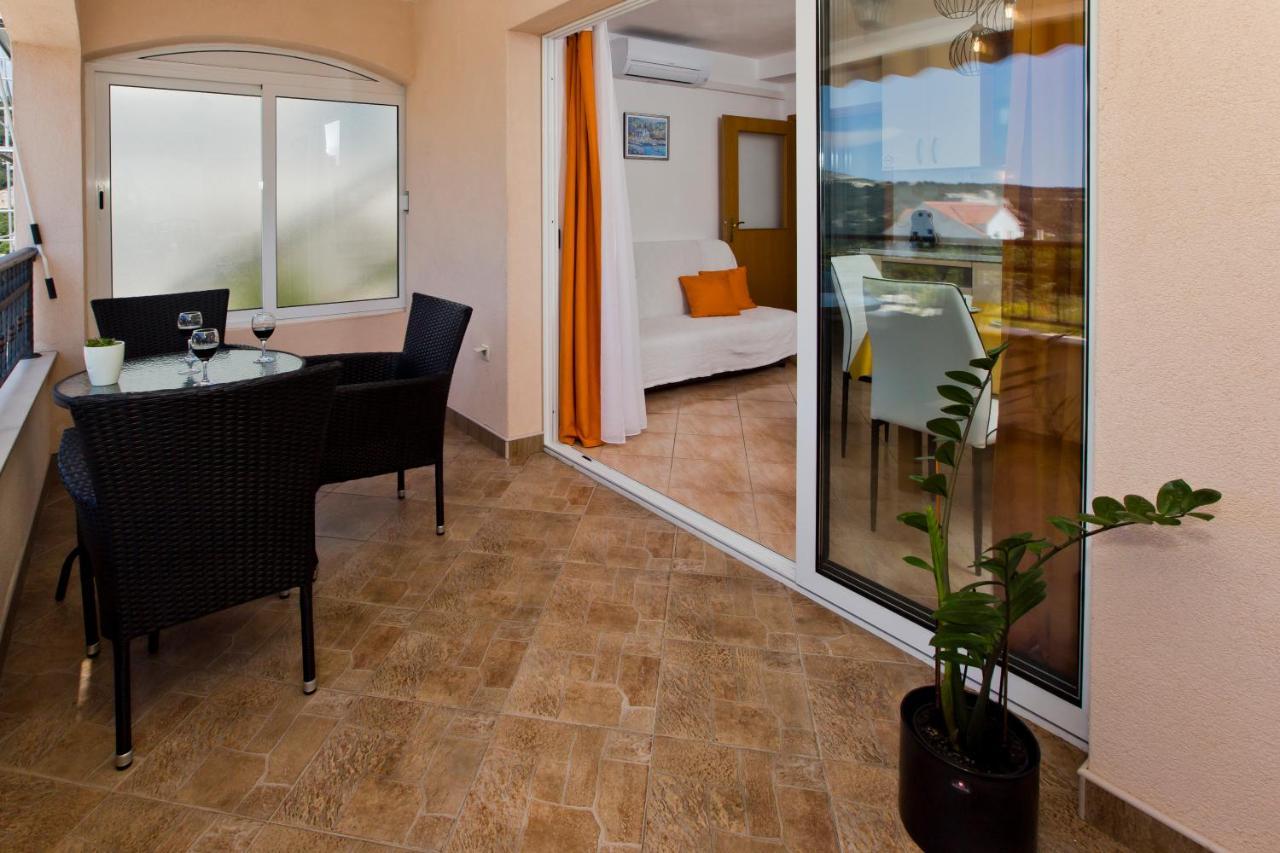 Apartment Zara Hvar Town Exterior photo